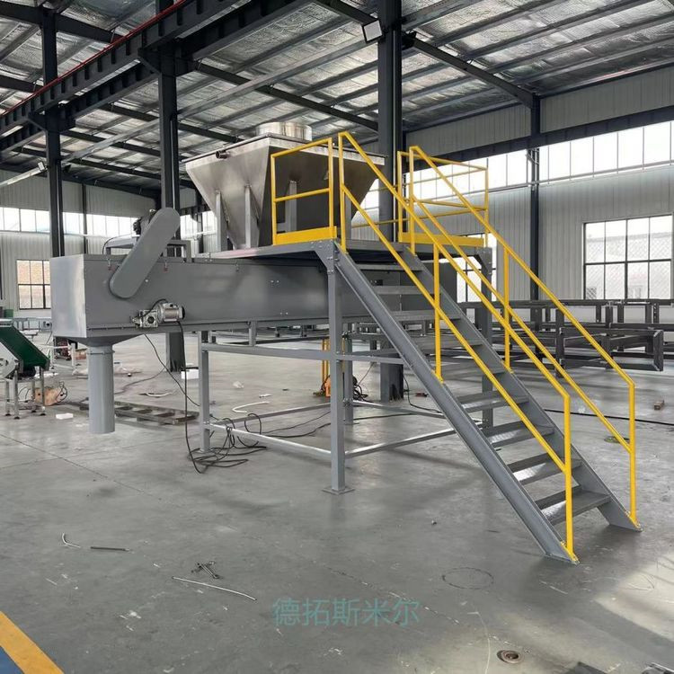 皮带传送全封闭式高空输送机不锈钢皮带机配大料斗生产流水线设备